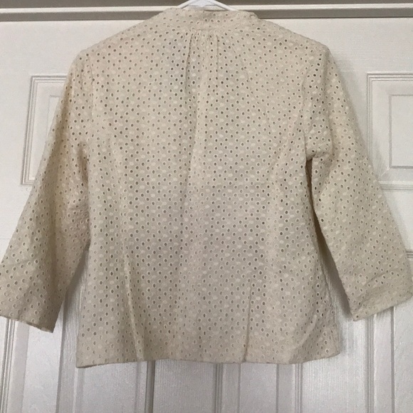 Tabitha cropped cotton jacket in size 6. - Picture 2 of 4